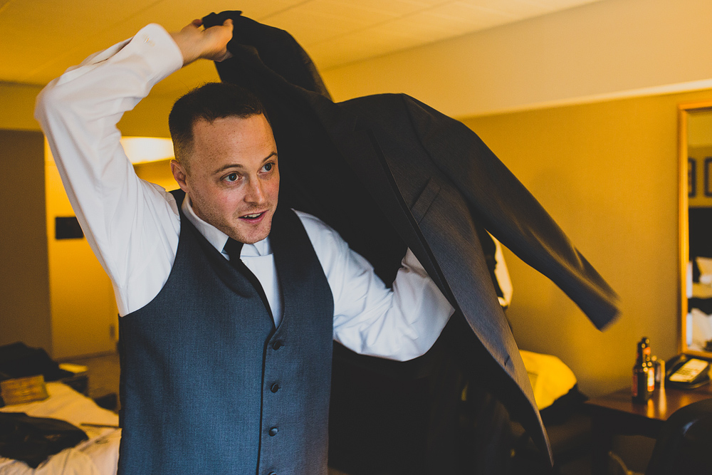 Pittsburgh-Wedding-Photographer-Natalie-Robert012