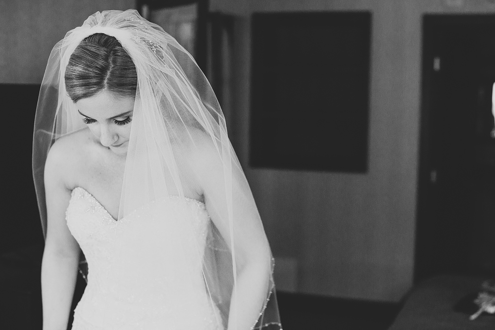 Pittsburgh-Wedding-Photographer-Natalie-Robert014