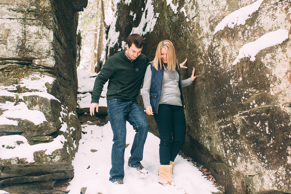 Pittsburgh-Wedding-Photographer-Amanda-Courtney-Engagment001