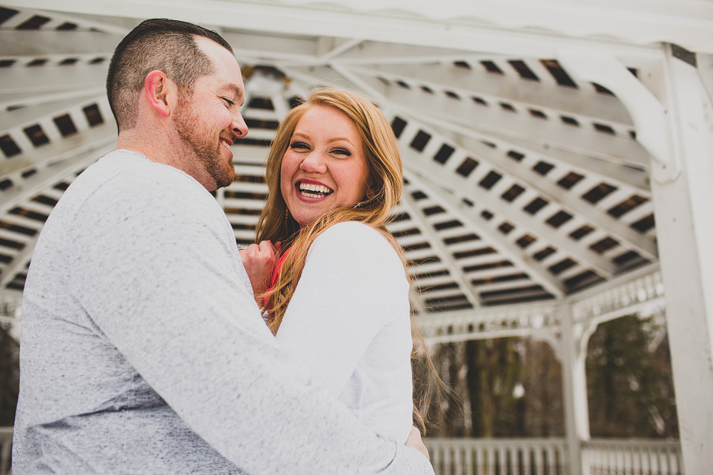Pittsburgh-Wedding-Photographer-Amanda-Matt-Engagment022