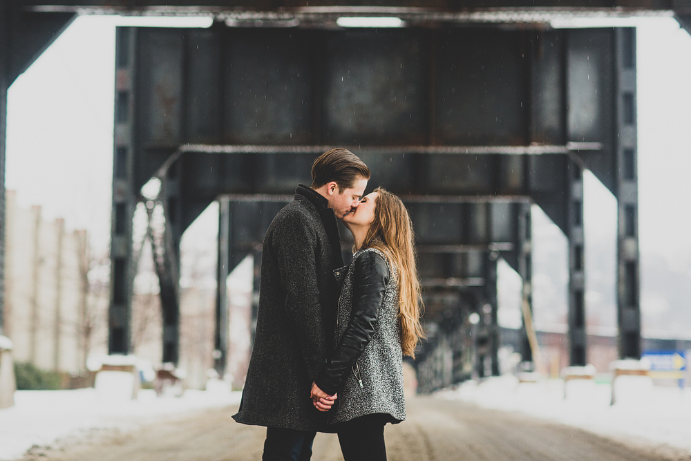 Pittsburgh-Wedding-Photographer-Madison-Jay-Engagment020