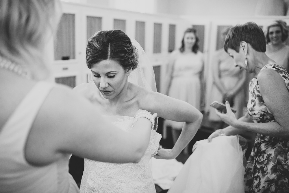 Pittsburgh-Wedding-Photographer-Erica-Michael-Wedding025