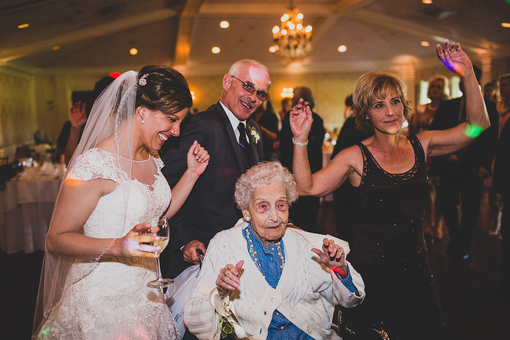 Pittsburgh-Wedding-Photographer-Erica-Michael-Wedding099