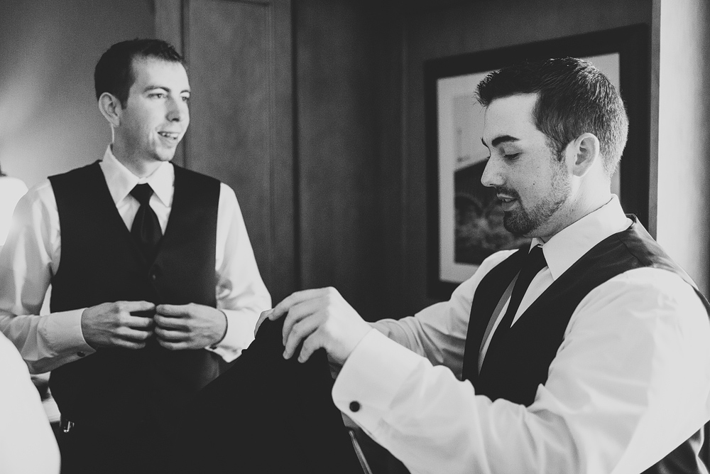 Pittsburgh-Wedding-Photographer-Lacey-John-Wedding013