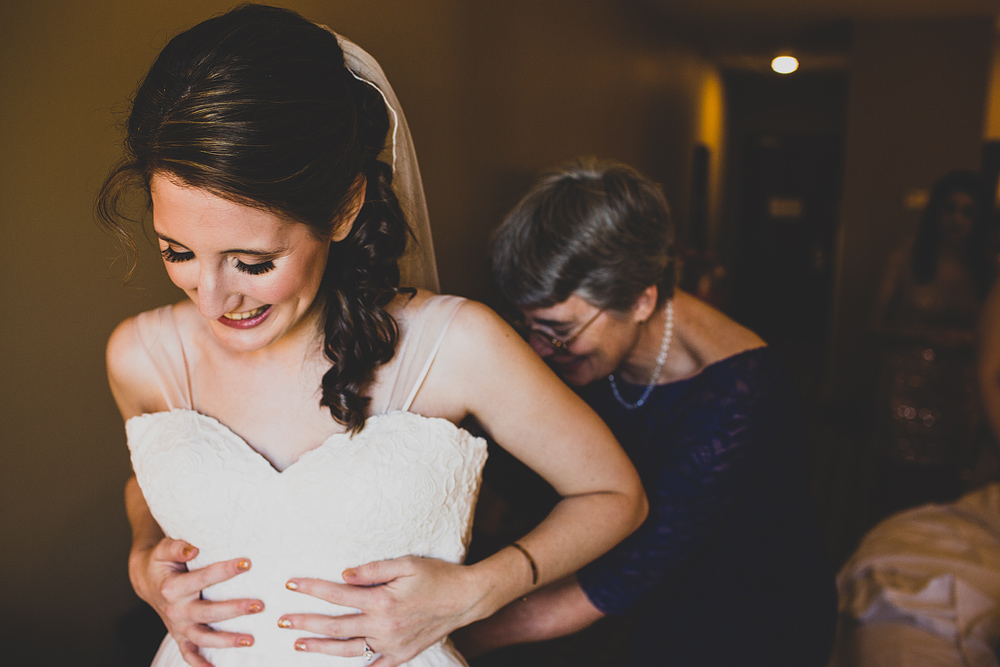 Pittsburgh-Wedding-Photographer-Maddie-Justin-Wedding017