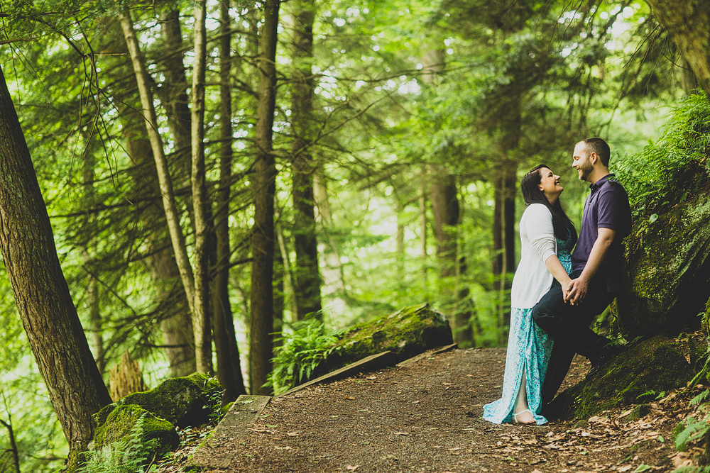 Pittsburgh-Wedding-Photographer-Alyssa-Mike-Wedding015