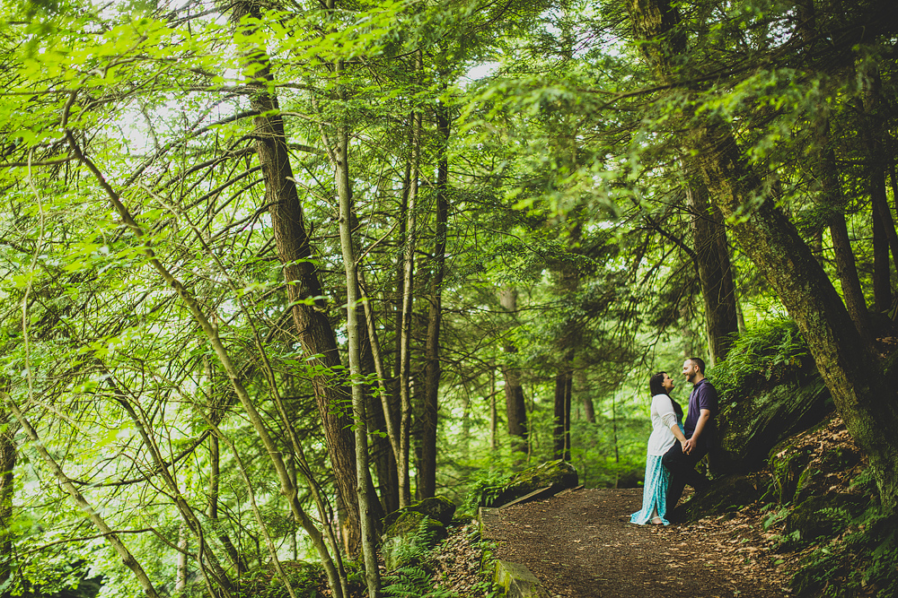 Pittsburgh-Wedding-Photographer-Alyssa-Mike-Wedding017