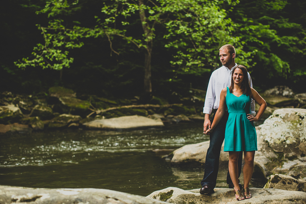 Pittsburgh-Wedding-Photographer-Liz-Jess-Engagement003