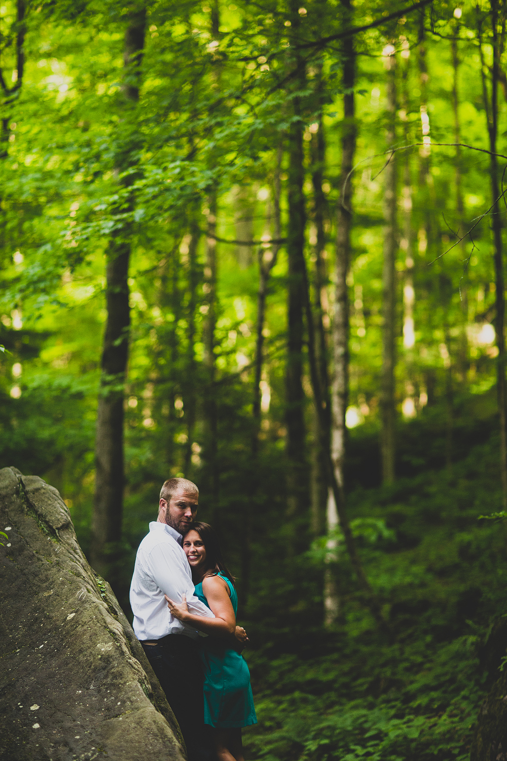 Pittsburgh-Wedding-Photographer-Liz-Jess-Engagement014