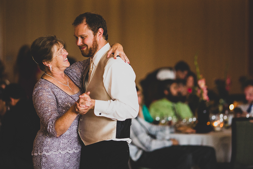 Pittsburgh-Wedding-Photographer-Maura-Josh-Engagement104