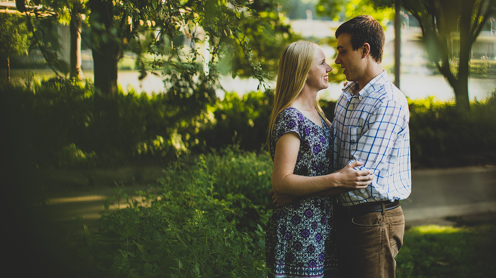 Pittsburgh-Wedding-Photographer-Maura-Josh-Engagement006