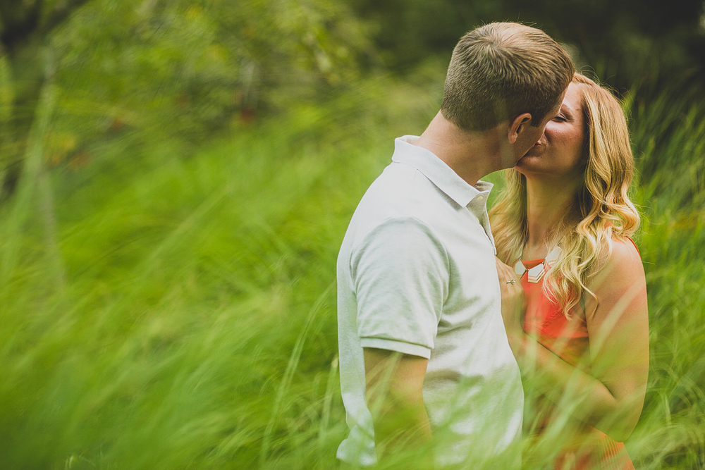 Pittsburgh-Wedding-Photographer-Maura-Josh-Engagement009