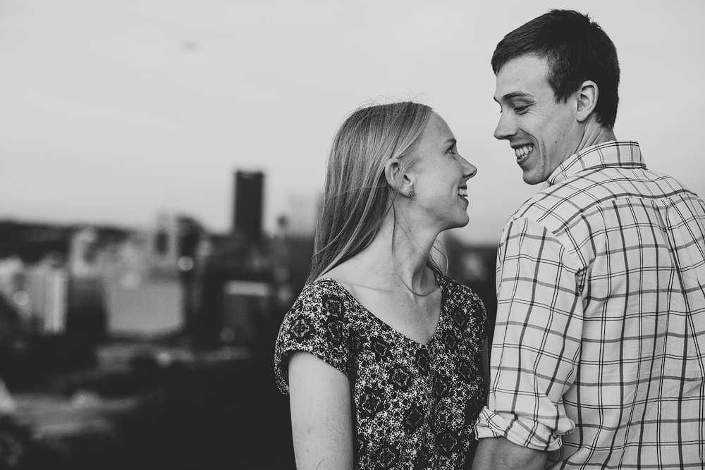 Pittsburgh-Wedding-Photographer-Maura-Josh-mt-washington