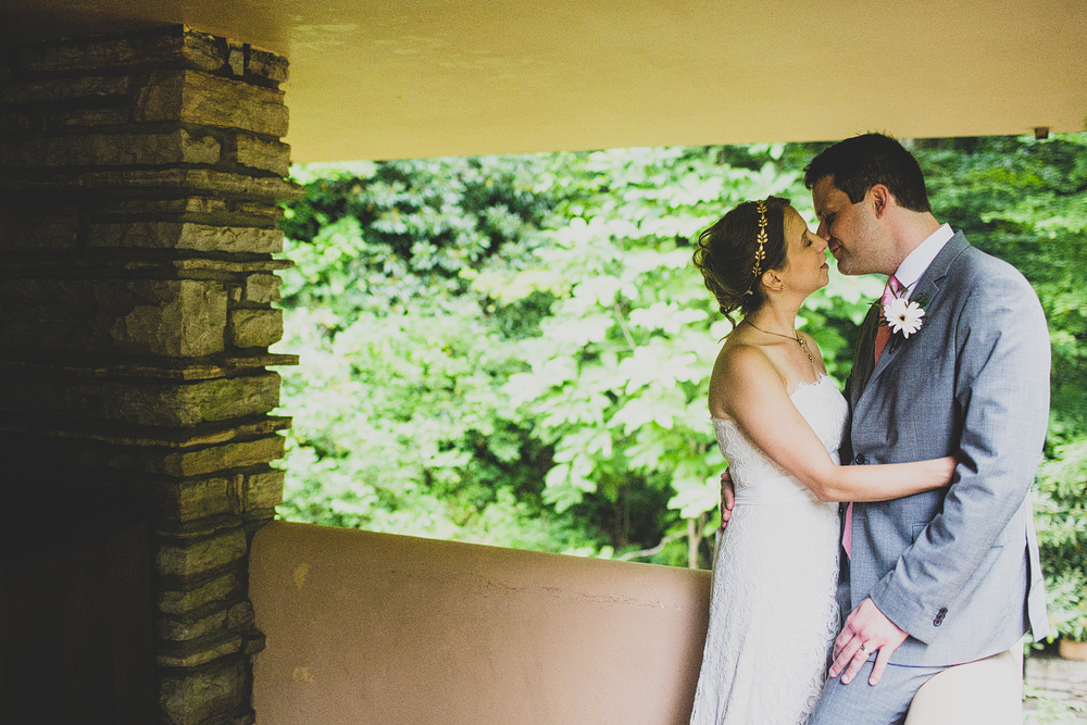 Pittsburgh-Wedding-Photographer-Maura-Josh-fallingwater