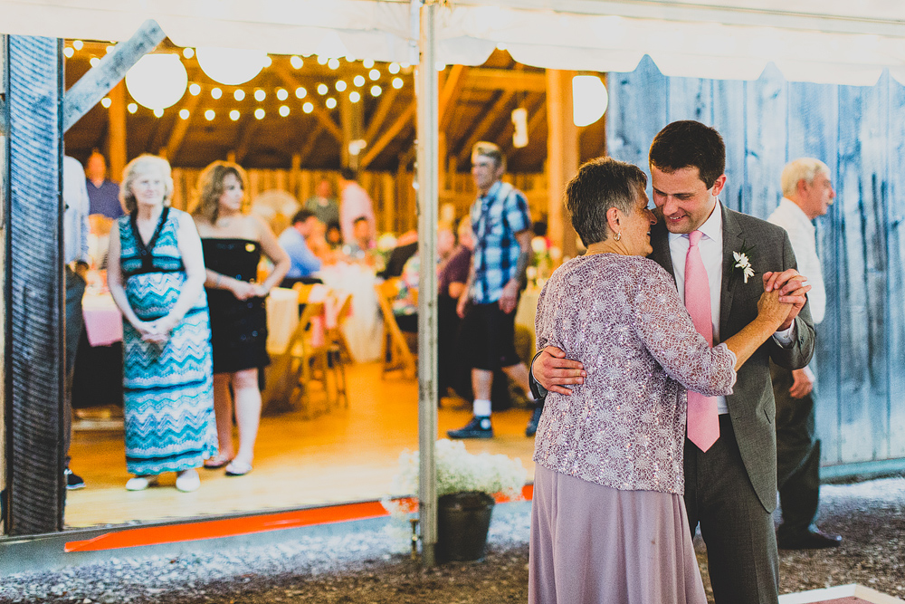Pittsburgh-Wedding-Photographer-Maura-Josh-Engagement075