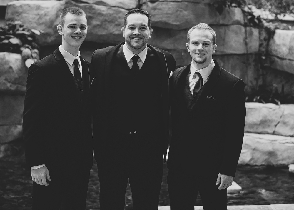 Pittsburgh-Wedding-Photographer-Amanda-Matt011