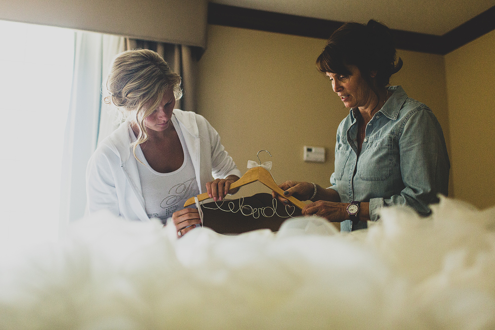 Pittsburgh-Wedding-Photographer-Jess-Jono001