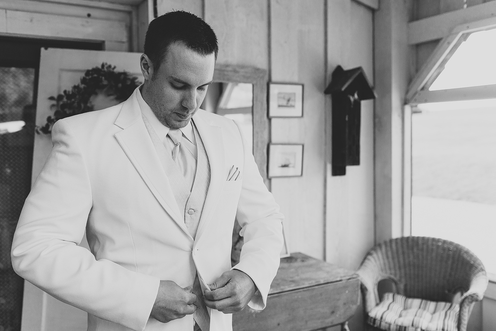 Pittsburgh-Wedding-Photographer-Jess-Jono013