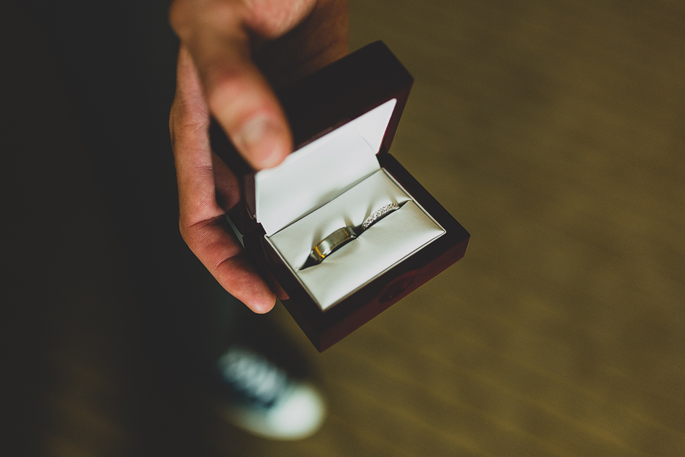 Pittsburgh-Wedding-Photographer-Jess-Jono021