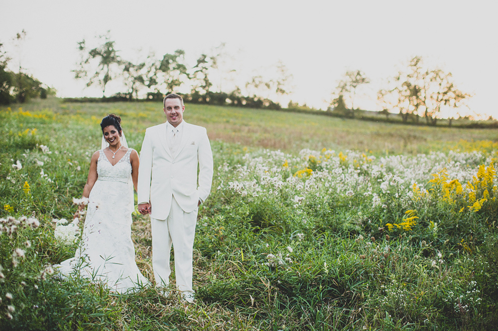 Pittsburgh-Wedding-Photographer-lingrow-farm