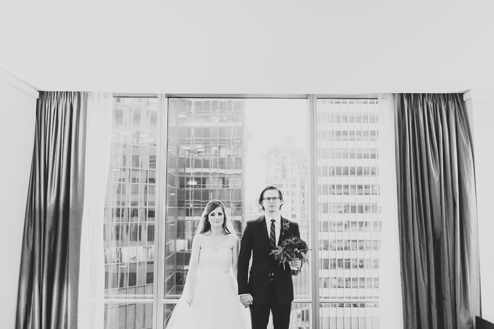 Pittsburgh-Wedding-Photographer--fairmont-pittsburgh