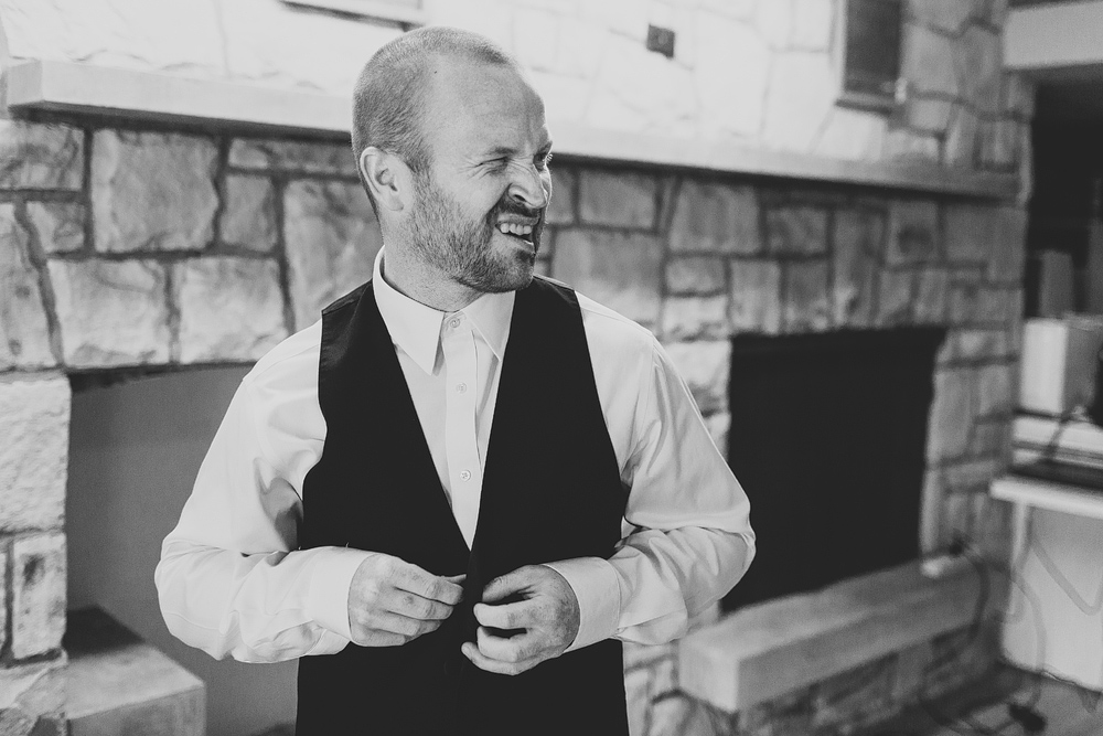Pittsburgh-Wedding-Photographer-Jess-Jono025
