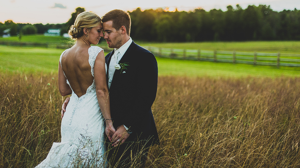Pittsburgh-Wedding-Photographer-iron-mills-farmstead