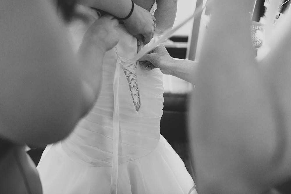 Pittsburgh-Wedding-Photographer-Jess-Jono011