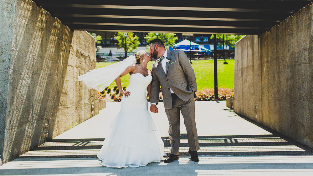 Pittsburgh-Wedding-Photographer-Jess-Jono034