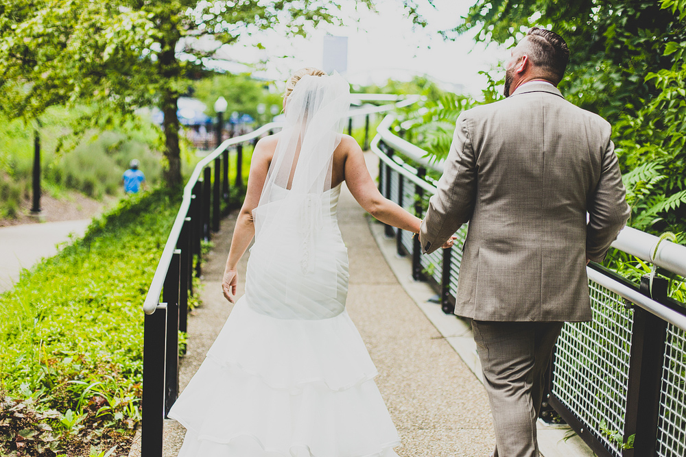Pittsburgh-Wedding-Photographer-Jess-Jono038