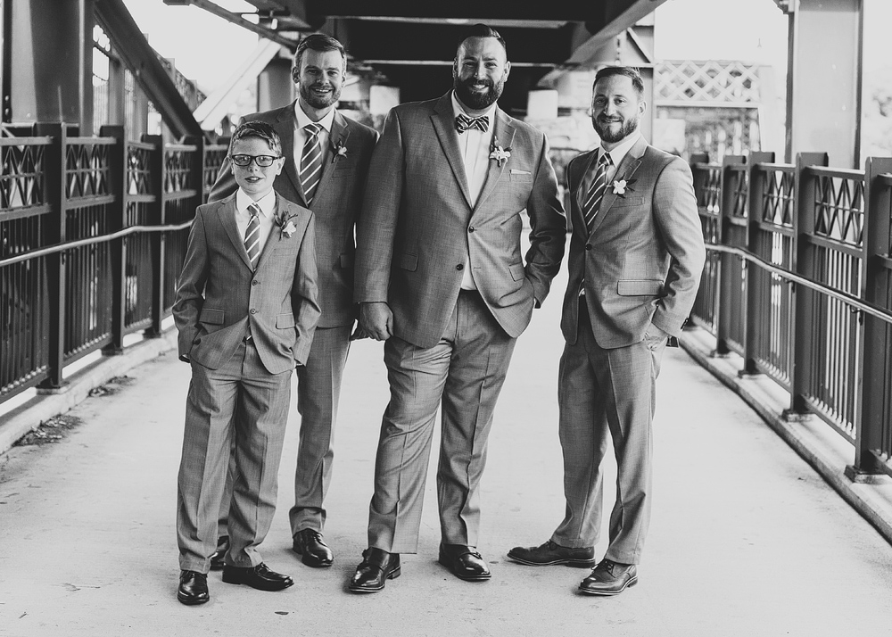 Pittsburgh-Wedding-Photographer-Jess-Jono057
