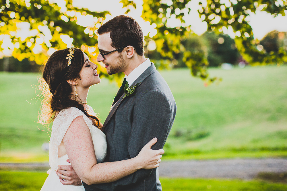 pittsburgh-wedding-photographer-rachel-josh-lewis-family-farm