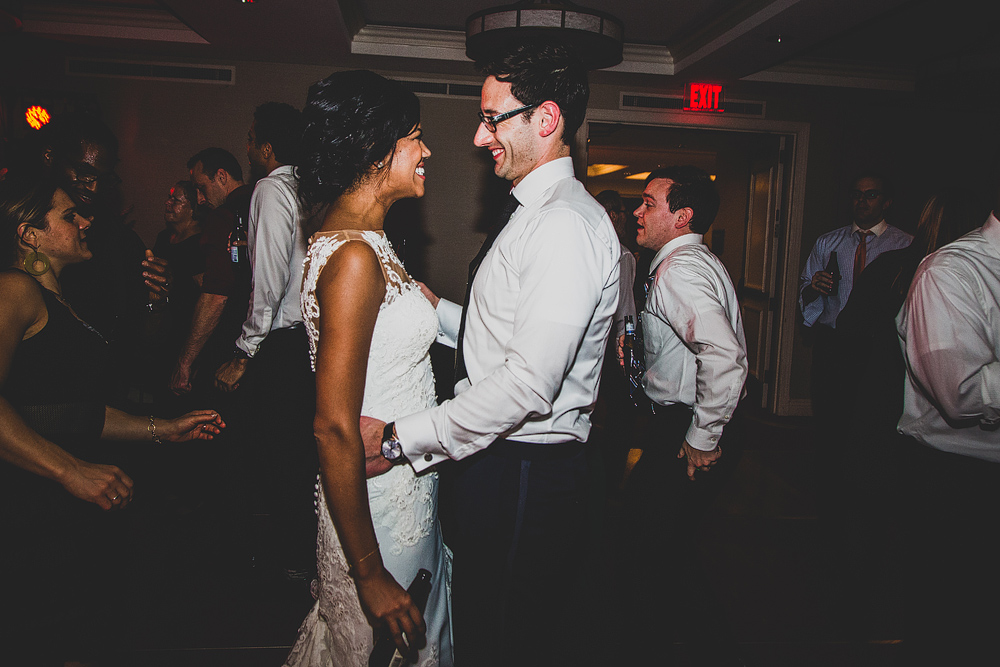pittsburgh-wedding-photographer-julie-david087